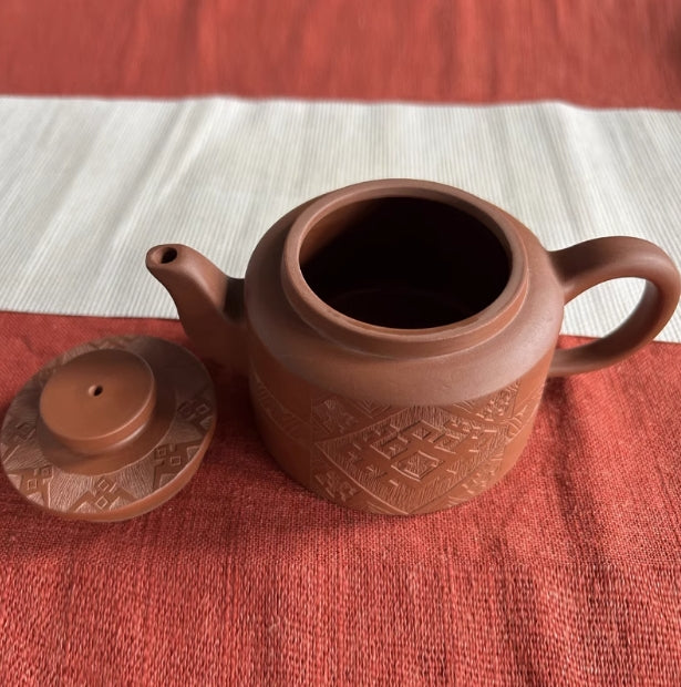 Li Stria Purple clay pot